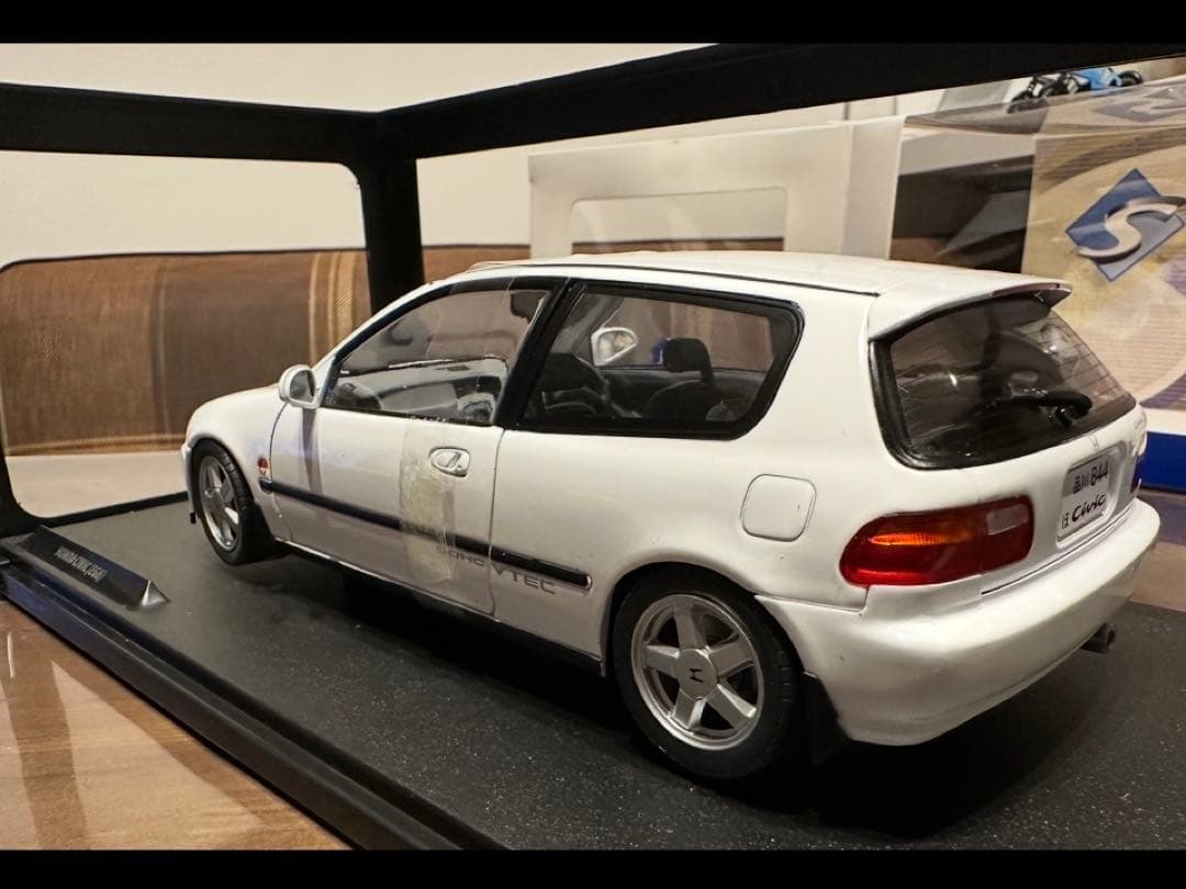 SOLIDOHonda Civic (EG6) ホワイト 1/18
