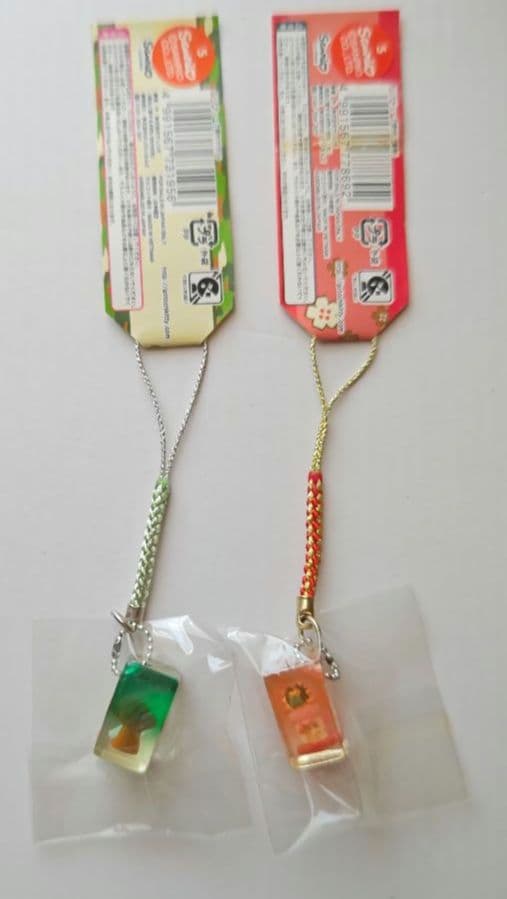 ご当地キティ 根付 クリアキューブ ２種類セット 動物図鑑 歌舞伎 激レア♪