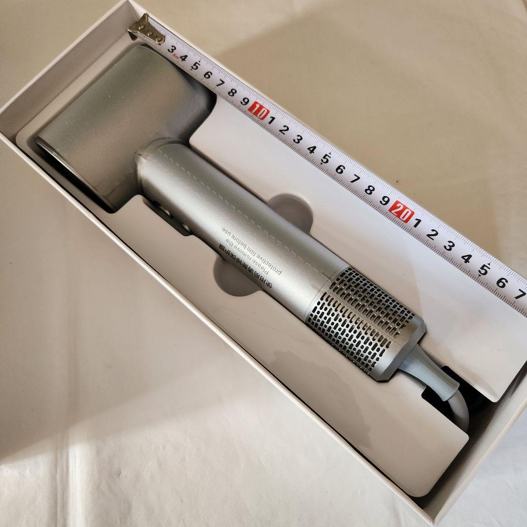 大特価⭐️ヘアドライヤー ブラシレス スタイリッシュ ノズル付き