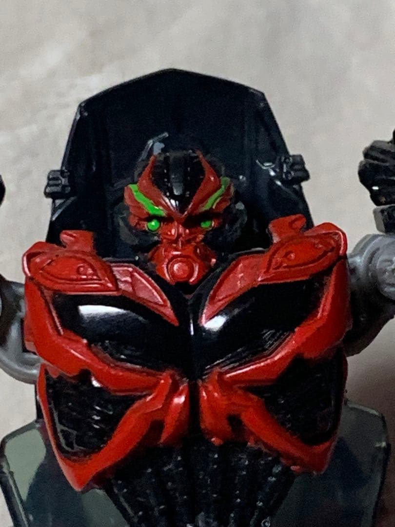 トランスフォーマー　スティンガー
