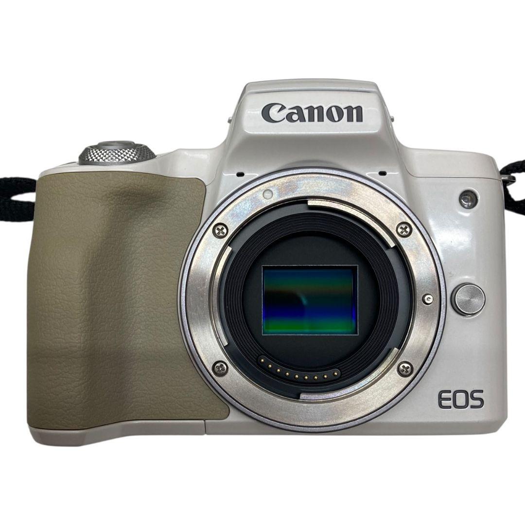 O18289 Canon EOS Kiss M ダブルレンズキット　カメラ