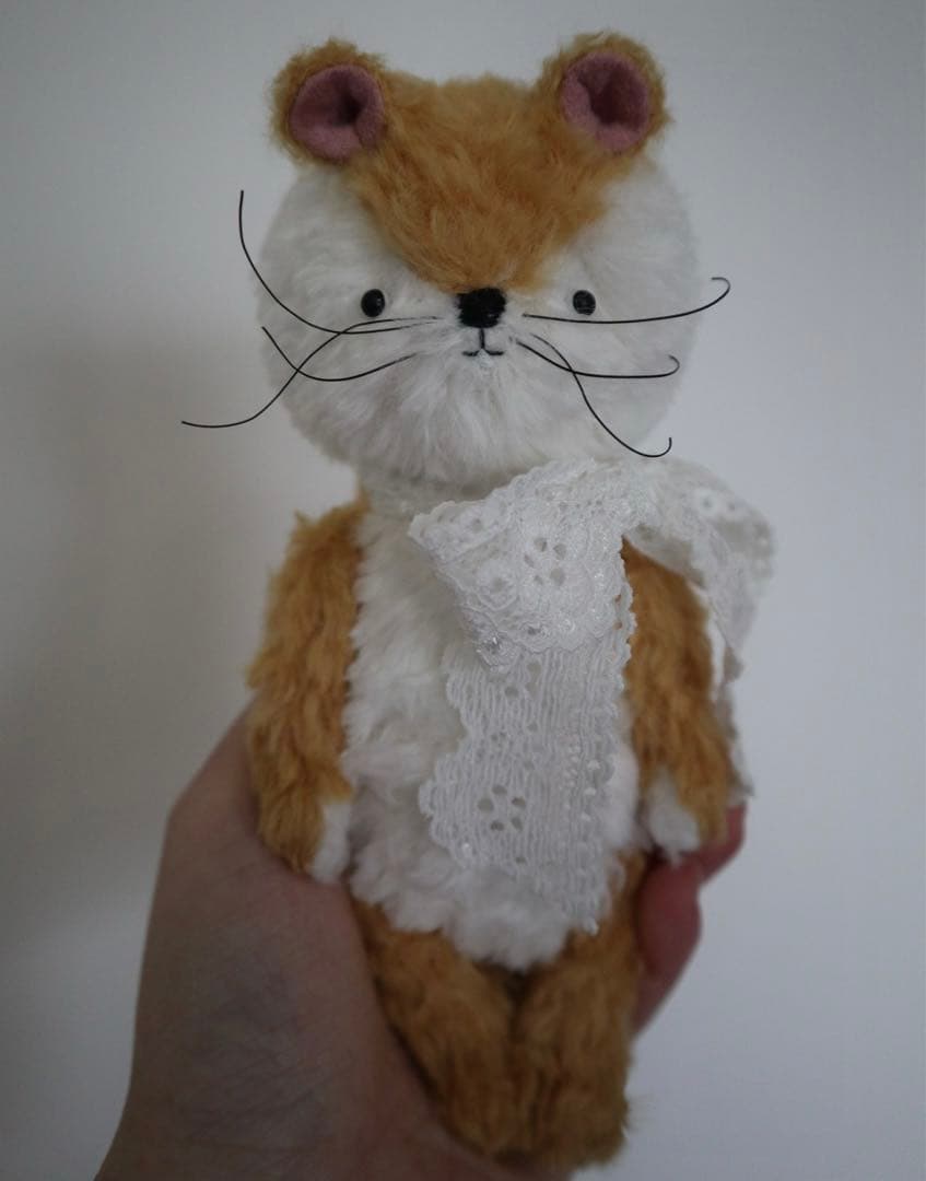 無知なリスちゃん 栗鼠 アーティストベア 海外作家様 ハンドメイド 部屋飾り