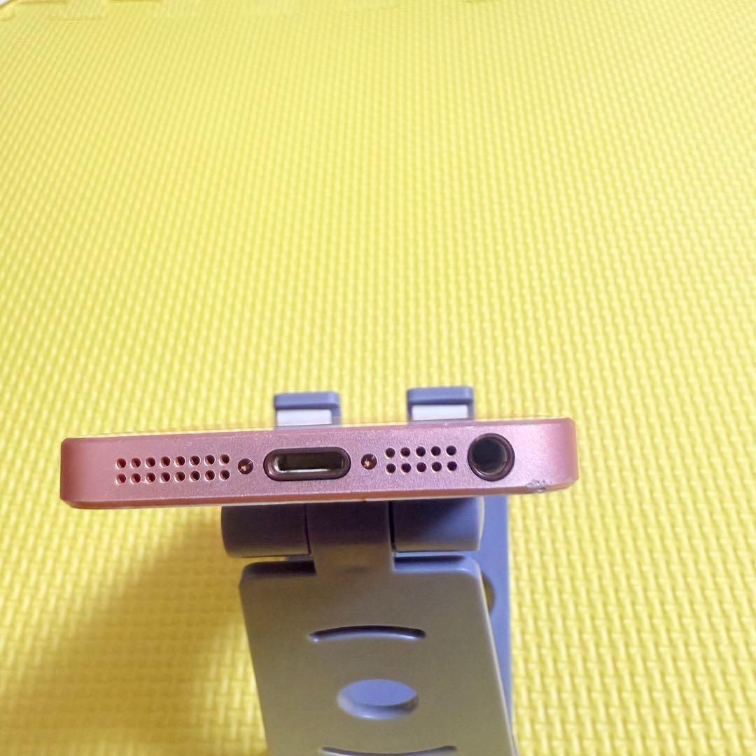 美品、iPhone SE初代 ローズゴールド SIMフリー94％初期化済み