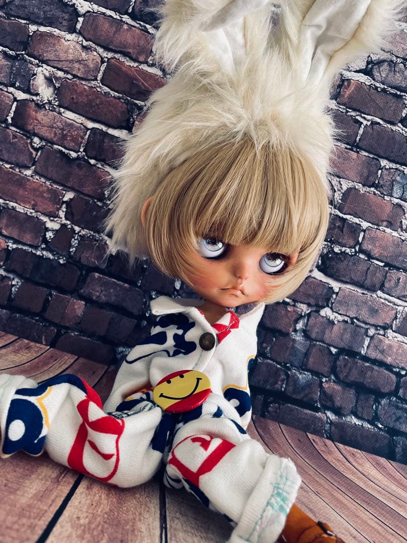 カスタム アイシードール タン肌 ウィッグ アウトフィット付属
