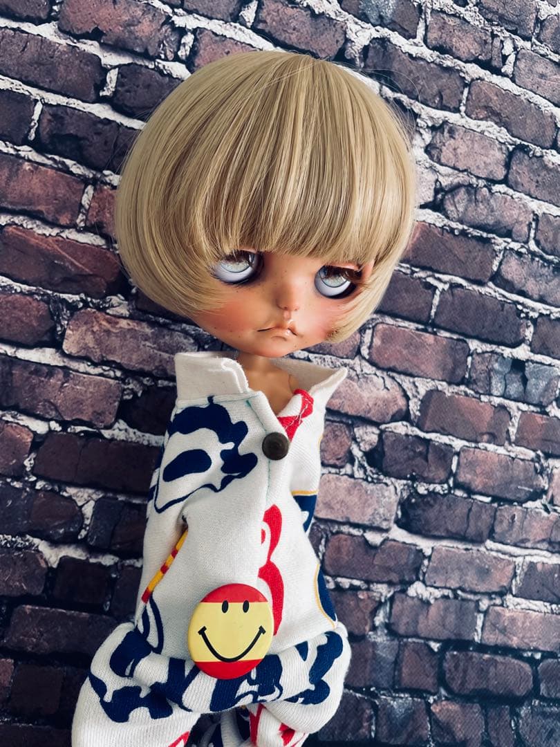 カスタム アイシードール タン肌 ウィッグ アウトフィット付属