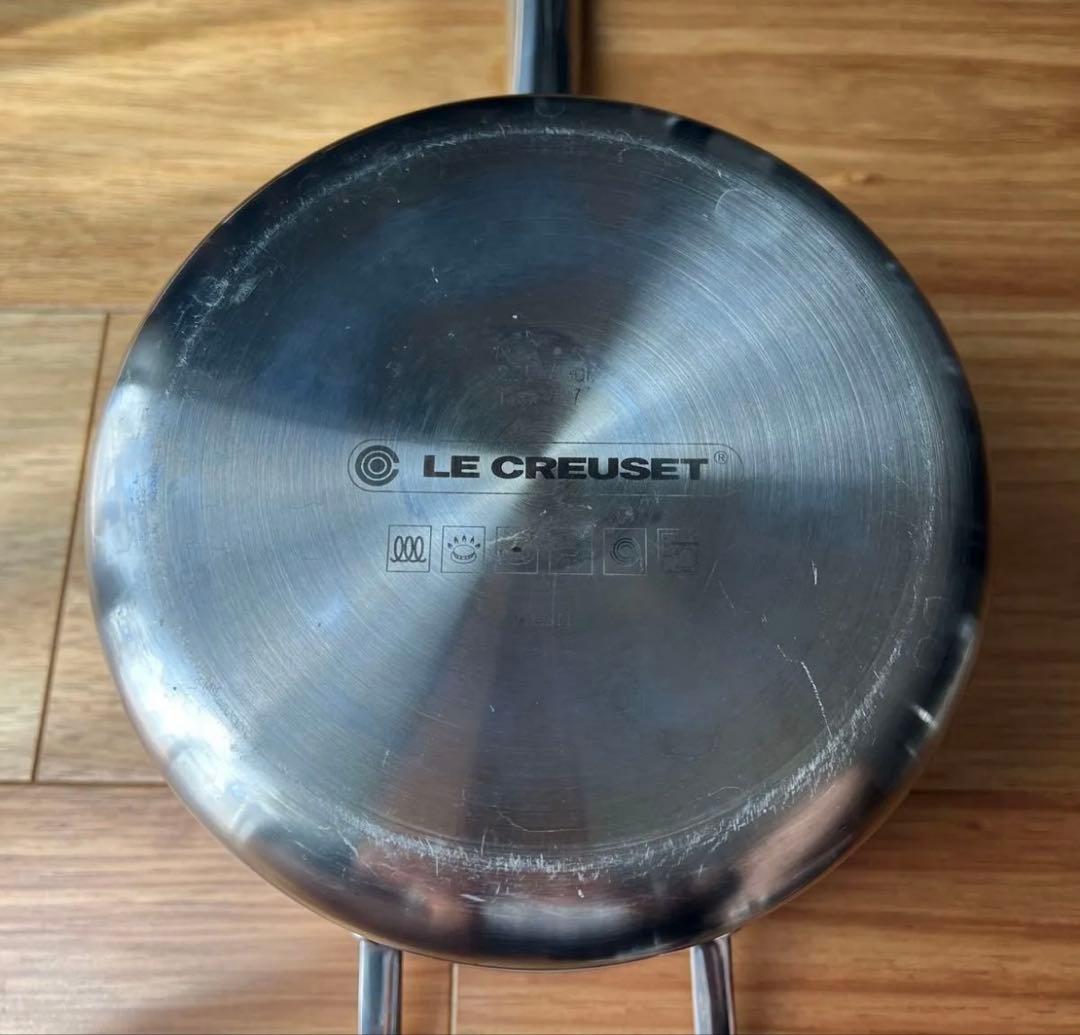 ル・クルーゼ　18センチ　鍋