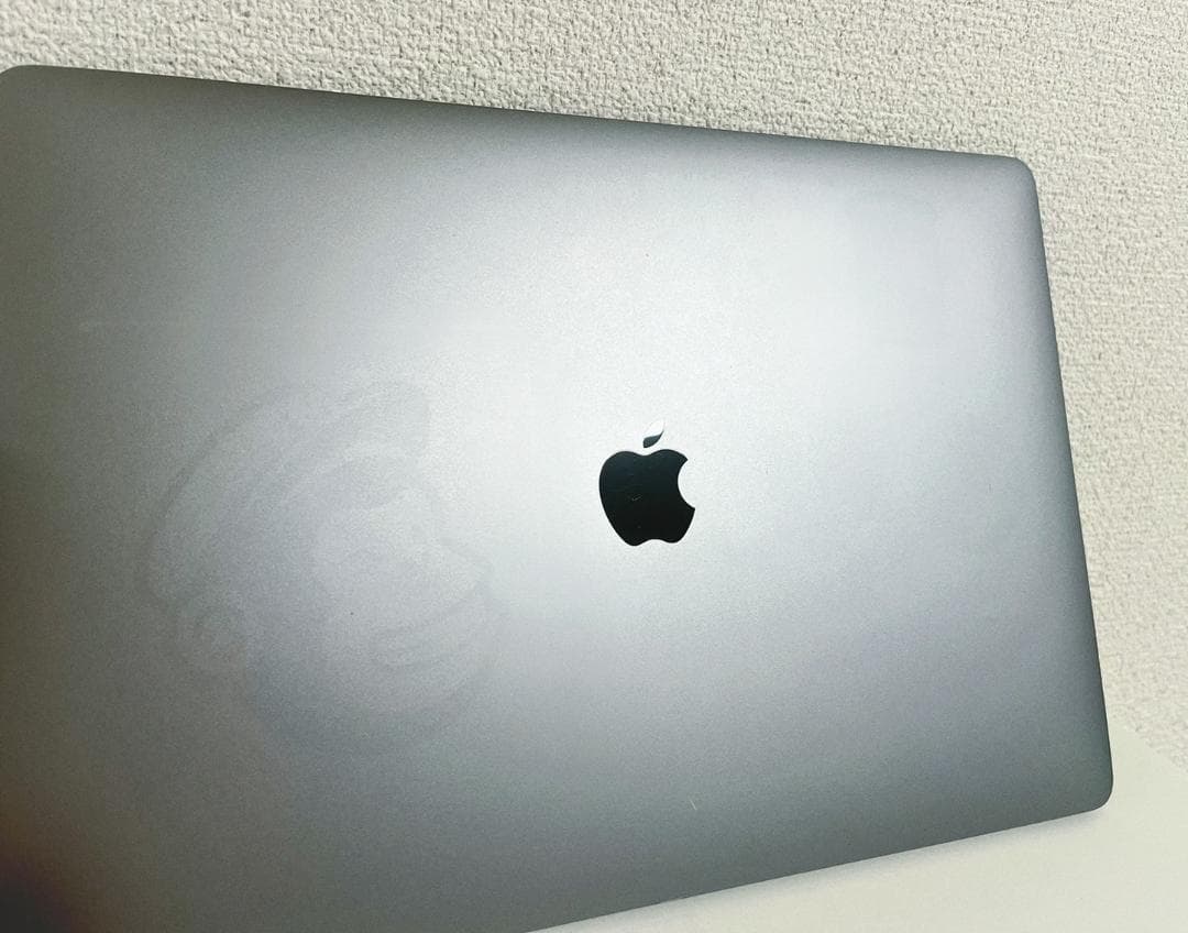 MacBook Pro 15インチ 2019 / メモリ16GB / 256GB