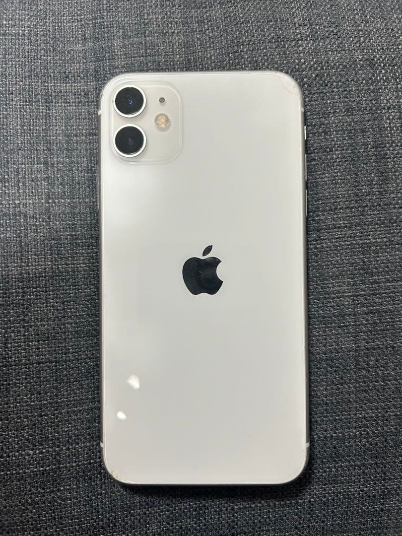 Apple iPhone 11 128GBホワイト