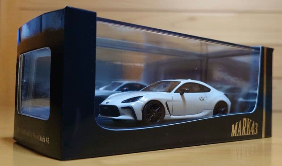 MARK43トヨタGR86 1/43クリスタルホワイトパール新品ミニカー