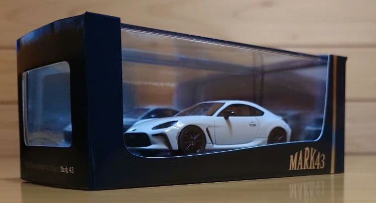 MARK43トヨタGR86 1/43クリスタルホワイトパール新品ミニカー