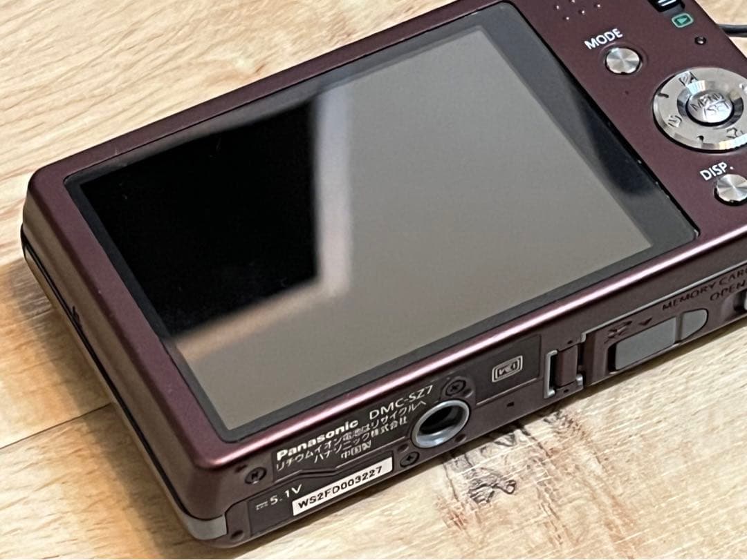 デジタルカメラ Panasonic LUMIX DMC-SZ7