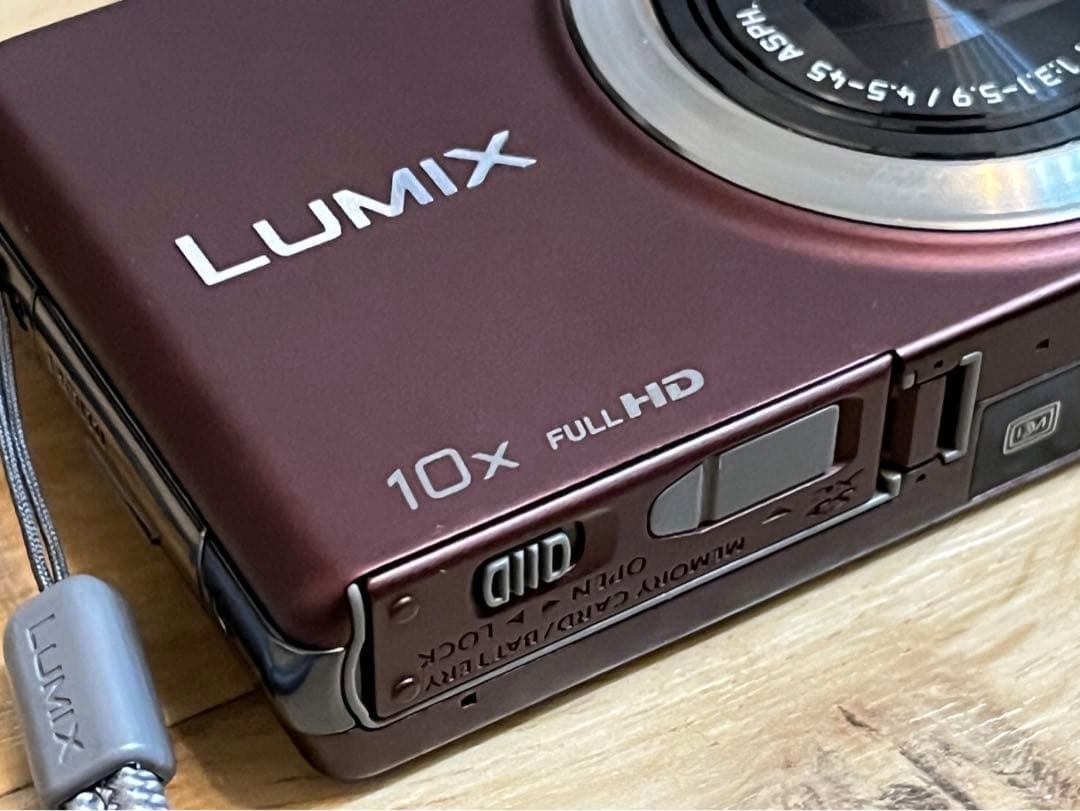 デジタルカメラ Panasonic LUMIX DMC-SZ7