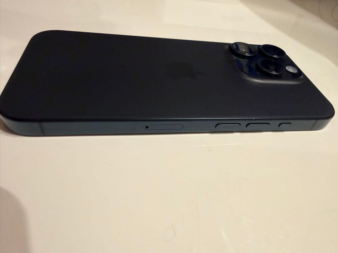 San！iPhone 15Pro ブルーチタニウム