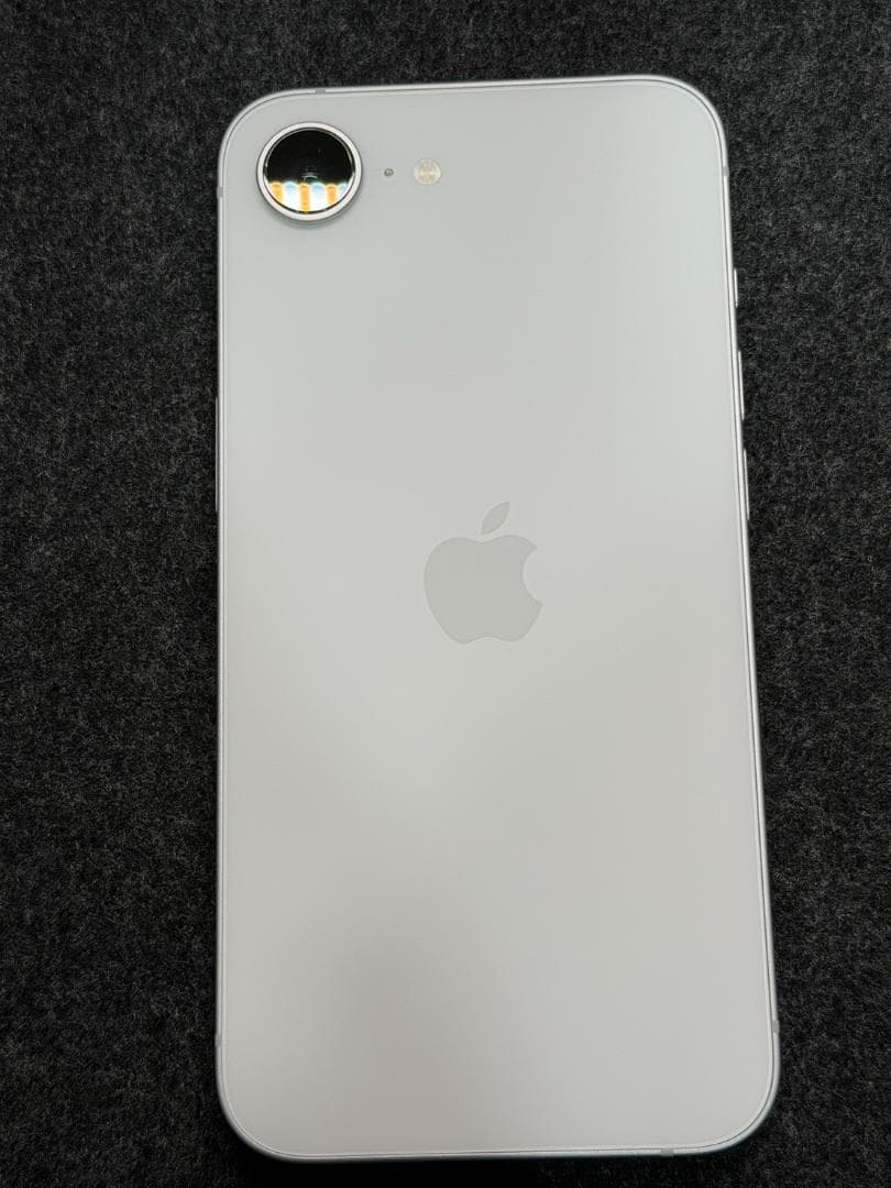 iPhone 16e 128GB MD1R4J/A SIMフリー 充電100%