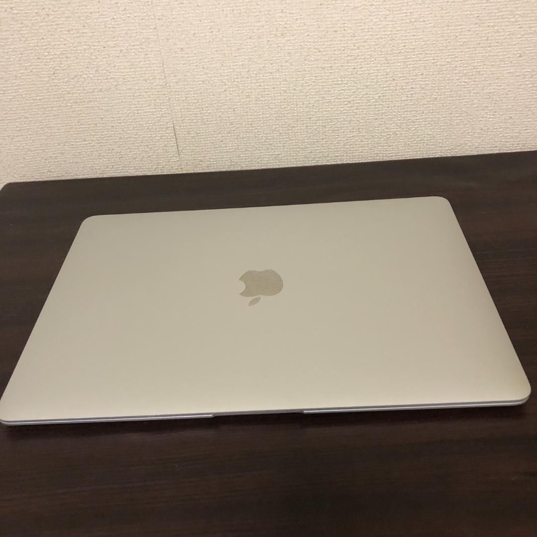 MacBook本体 MacBook Air 2020 i3/8GB/256GB Sequoia