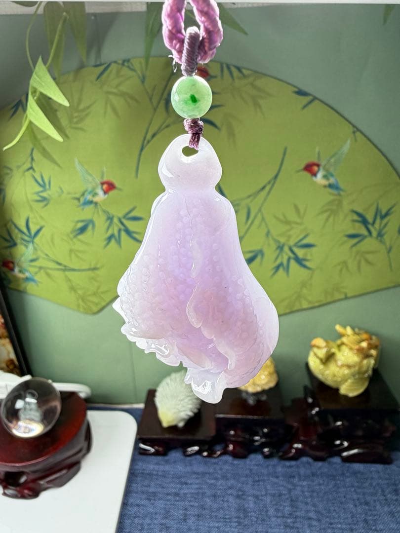 デカイ❣️天然本翡翠　リアル⭐️手彫ラベンダー【発財】白菜ネックレス　鑑定書付き