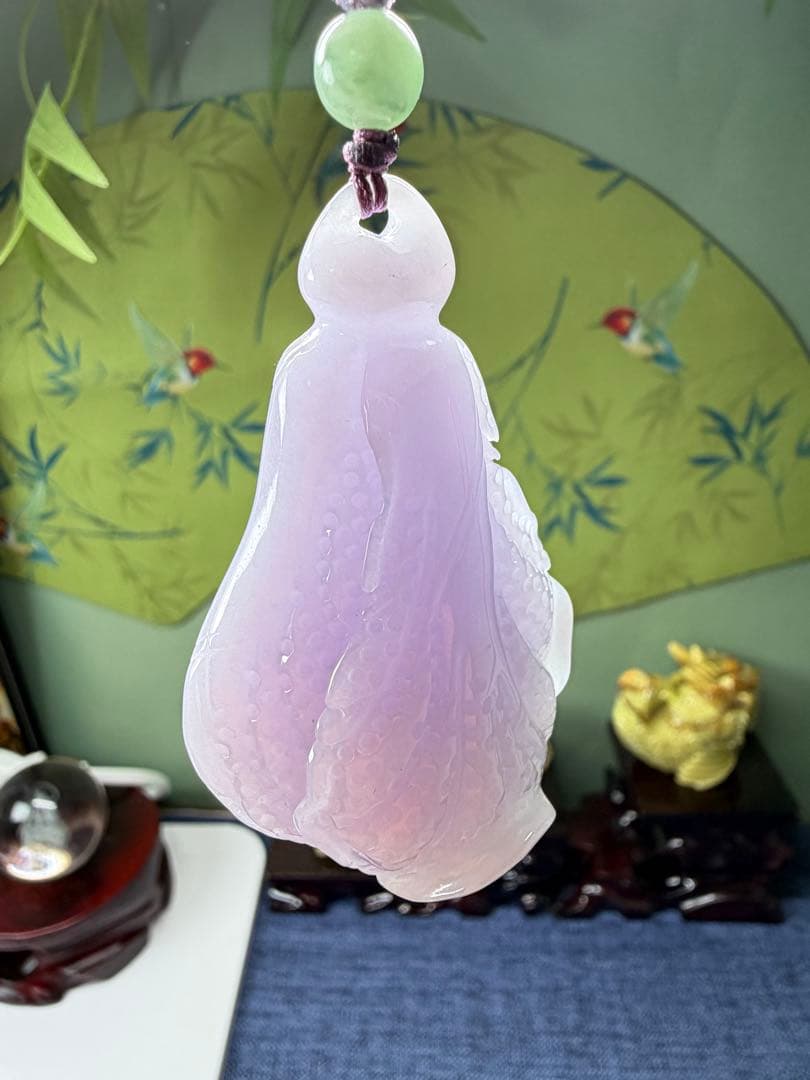 デカイ❣️天然本翡翠　リアル⭐️手彫ラベンダー【発財】白菜ネックレス　鑑定書付き