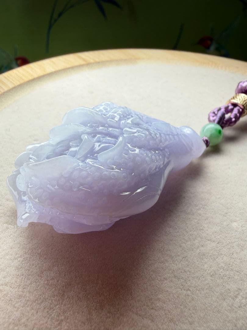 デカイ❣️天然本翡翠　リアル⭐️手彫ラベンダー【発財】白菜ネックレス　鑑定書付き