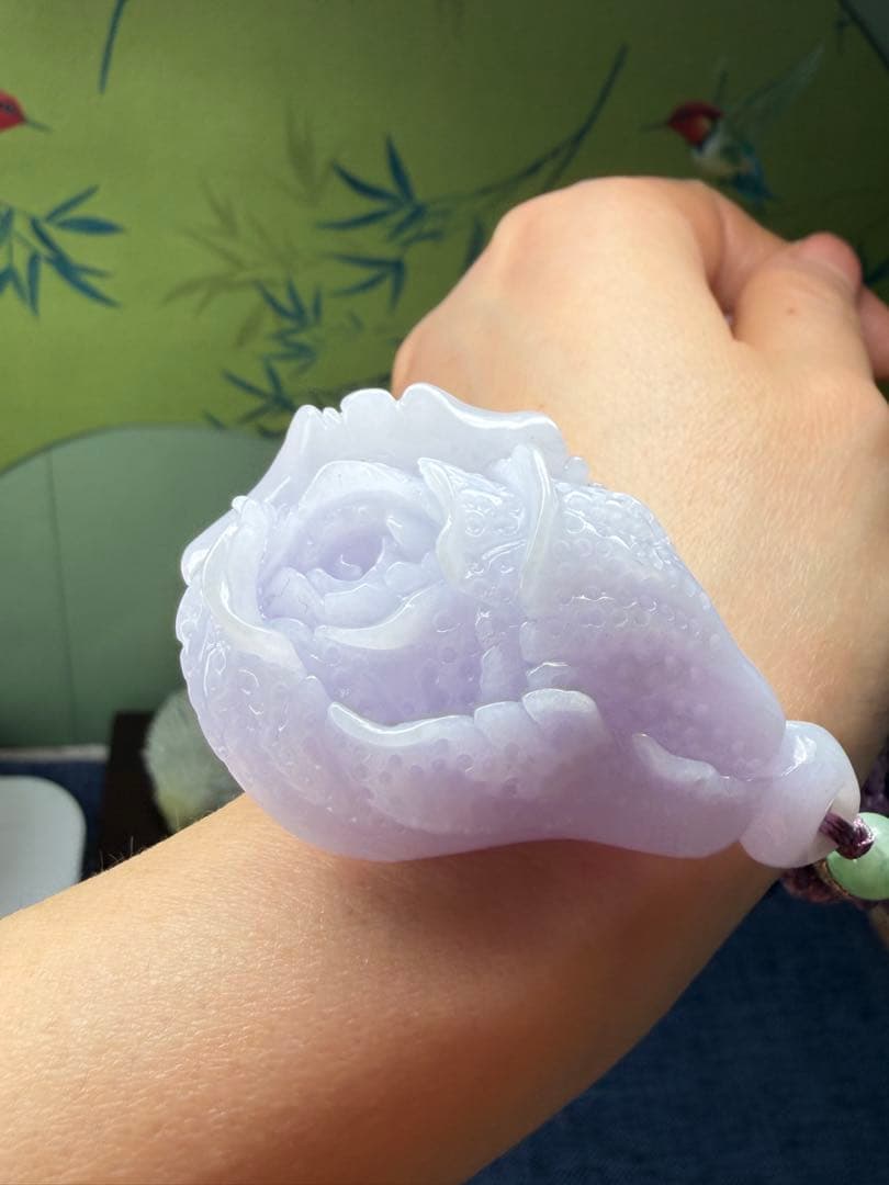 デカイ❣️天然本翡翠　リアル⭐️手彫ラベンダー【発財】白菜ネックレス　鑑定書付き