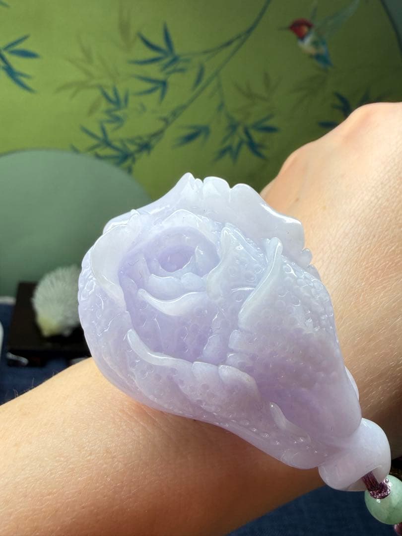 デカイ❣️天然本翡翠　リアル⭐️手彫ラベンダー【発財】白菜ネックレス　鑑定書付き