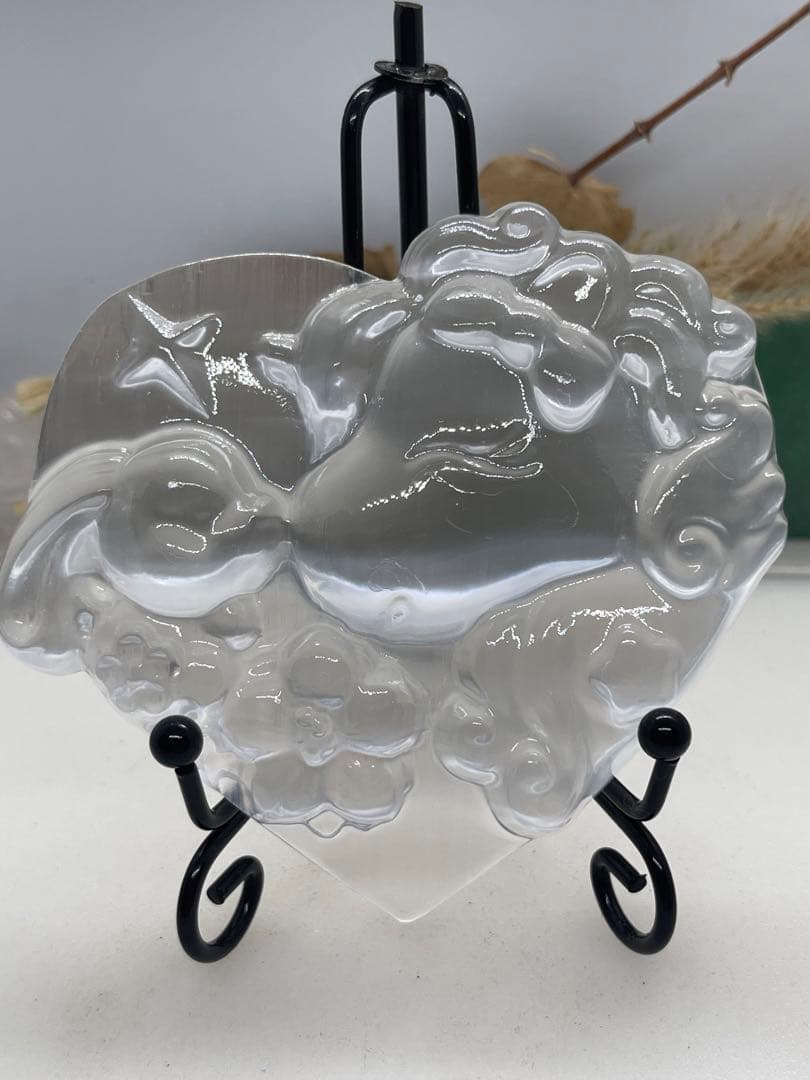 MH様【3088】 ユニコーン彫り ハート型プレート　セレナイト