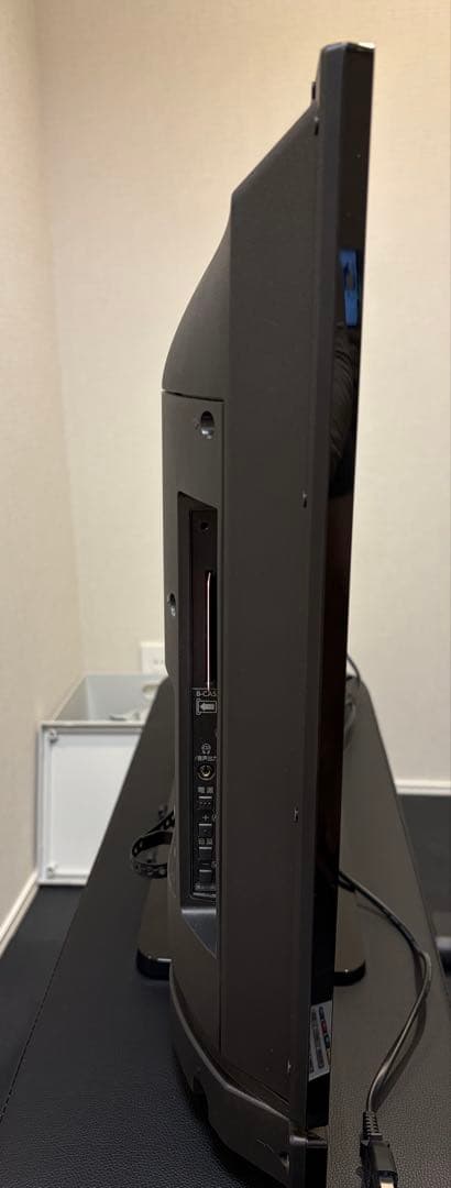 東芝　REGZA 液晶テレビ 32型