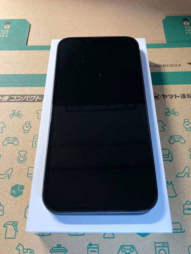 【 iPhone16e】128GB ケース3個＆フィルム2枚付き【説明文必読】