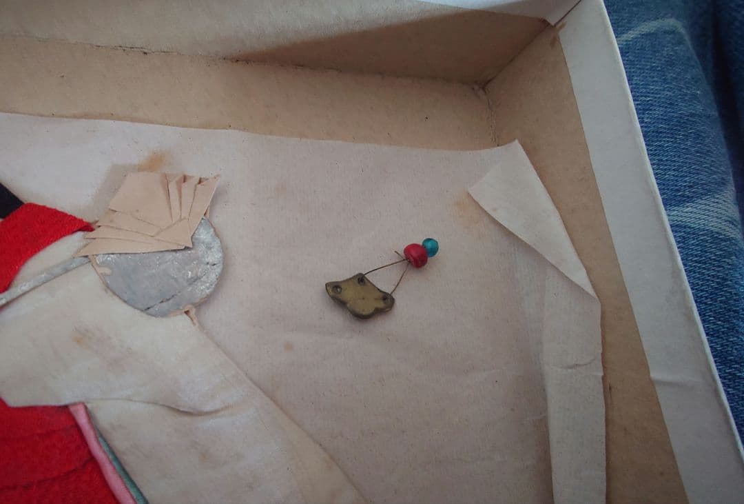 「押し絵雛の掛軸」内裏雛と三人官女と五人囃子