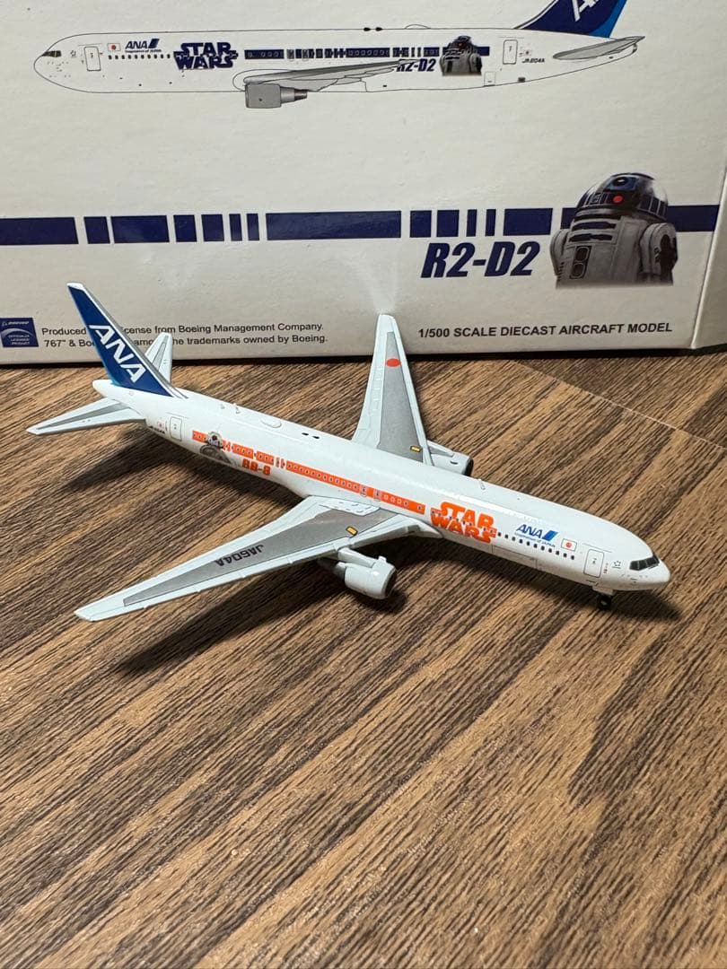 航空機・ヘリコプター ANA STAR WARS B767-300ER 1/500