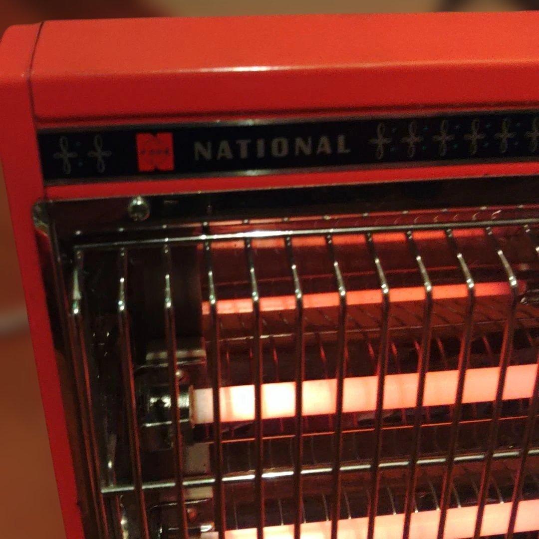 レトロ小型電気ストーブ　ナショナル製品　中古　実用品