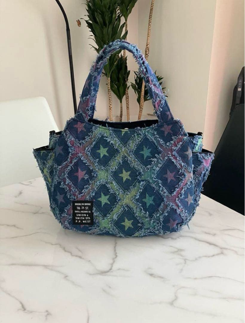 881 大きめデニムリメイクバック　ハンドメイド