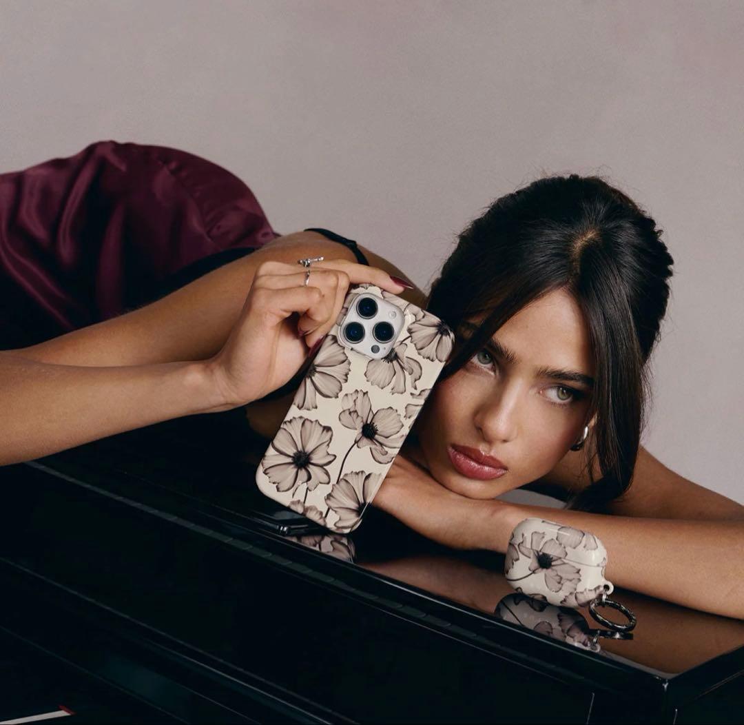 新品 BURGA iPhone17 スマホケース ブルガ　バーガ