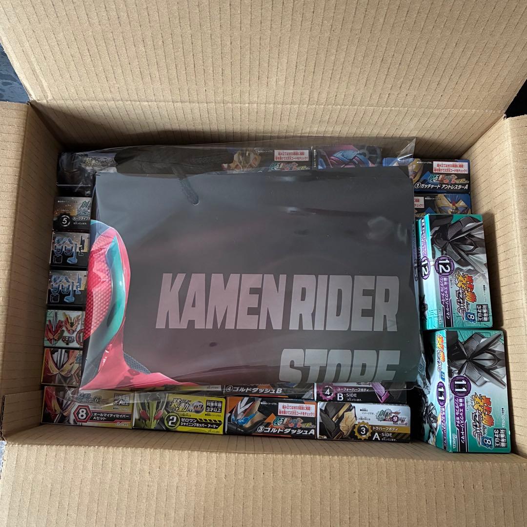 装動 創動 大創動 新品未開封セット ギーツ ガッチャード ビルド ゼロワン 他