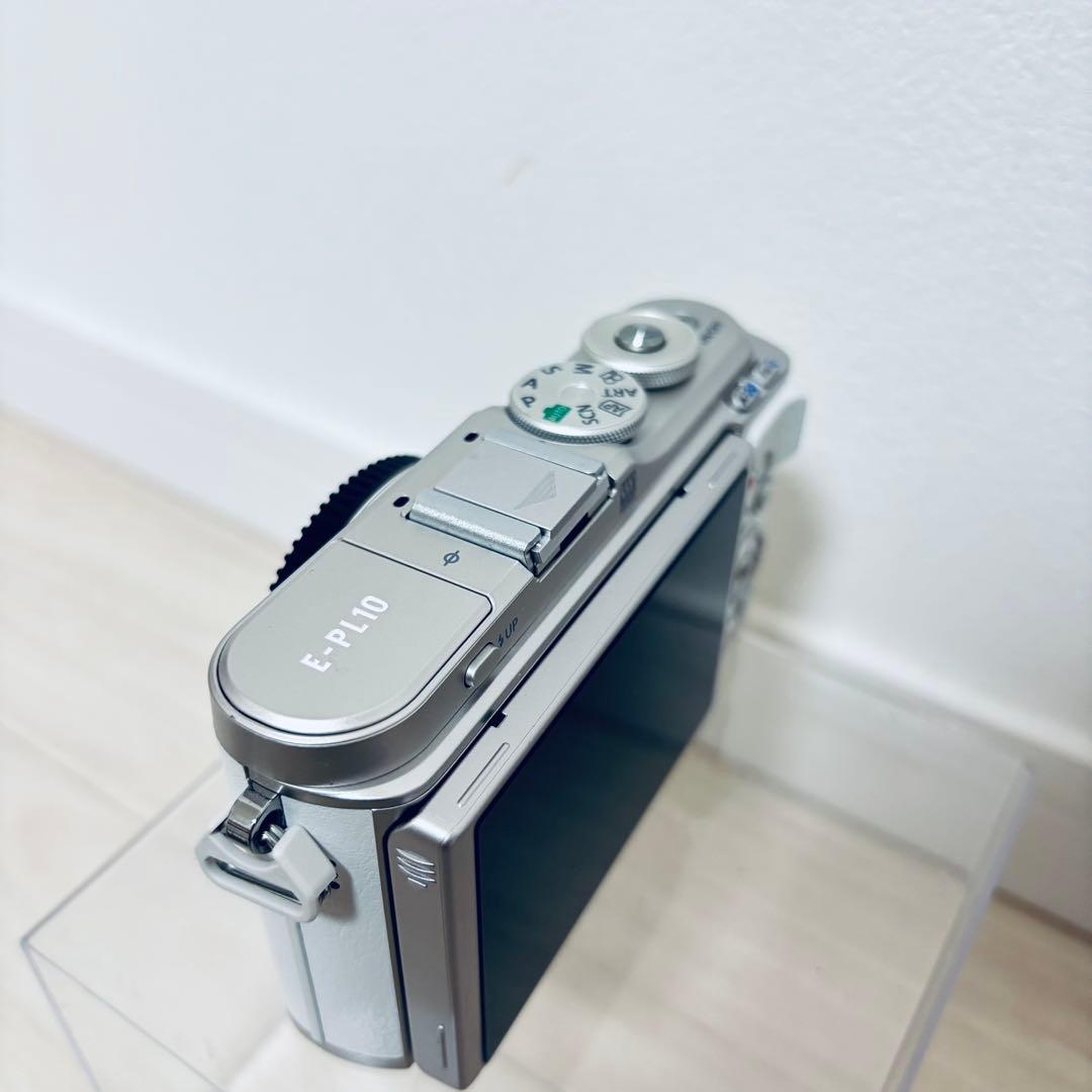 OLYMPUS PEN E-PL10 ホワイト レンズセット