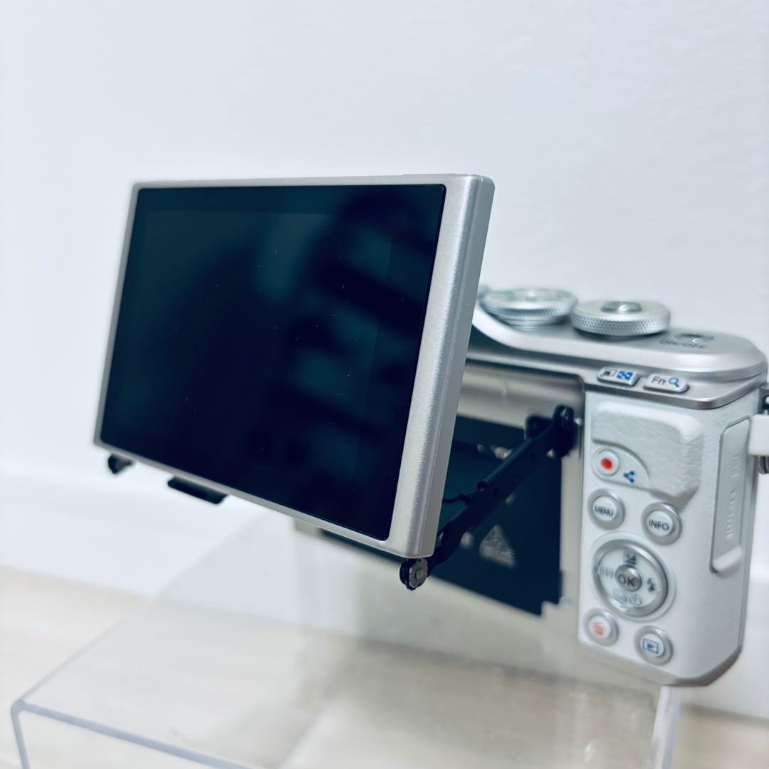 OLYMPUS PEN E-PL10 ホワイト レンズセット