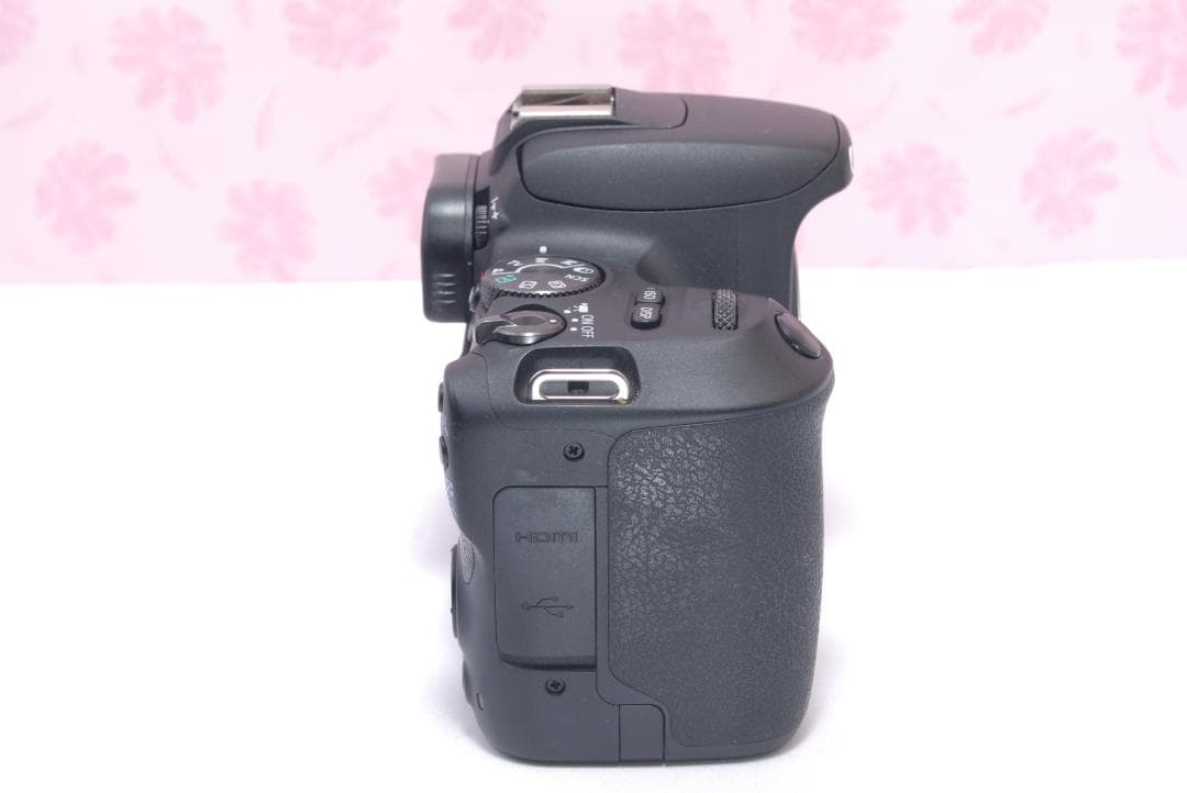 ⭐️お得な望遠レンズつき⭐️Canon Kiss X9 キャノン　デジタル一眼