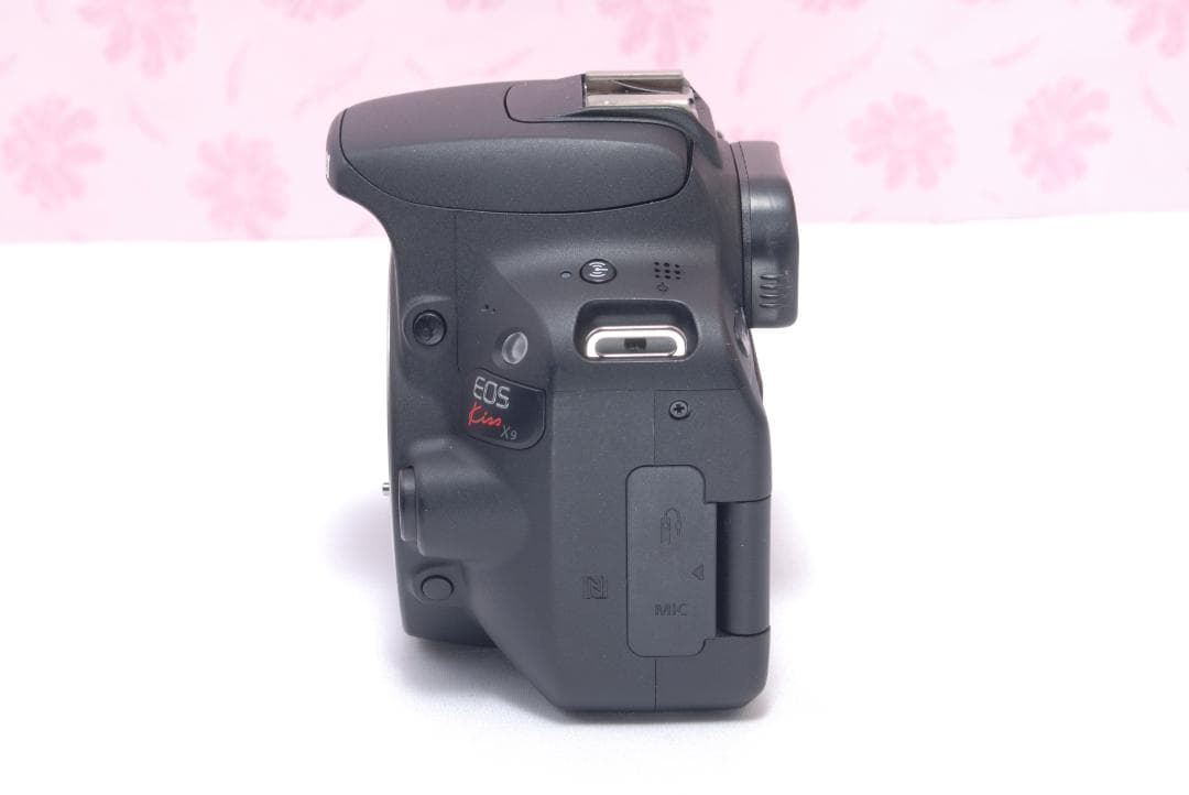 ⭐️お得な望遠レンズつき⭐️Canon Kiss X9 キャノン　デジタル一眼