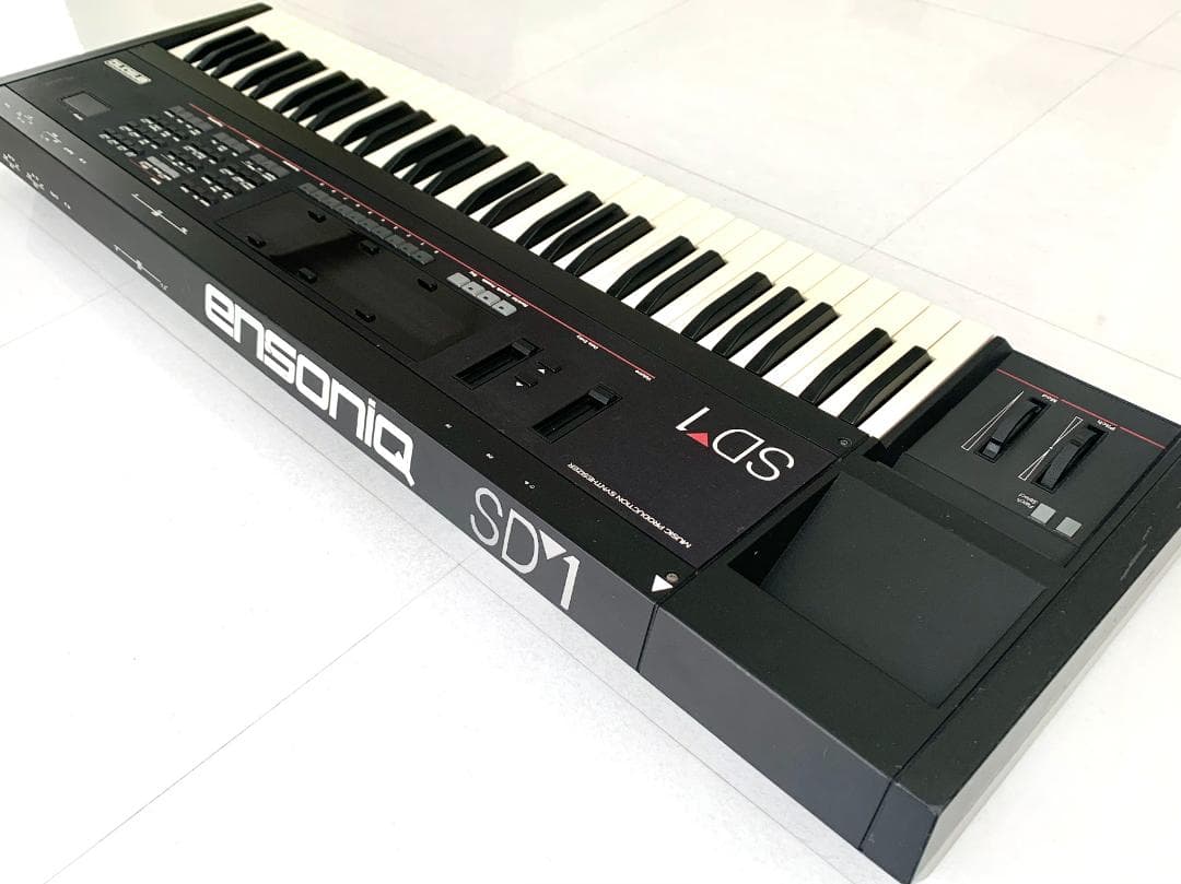 ENSONIQ SD-1 動作品｜VFX音色移植済｜専用ケース付