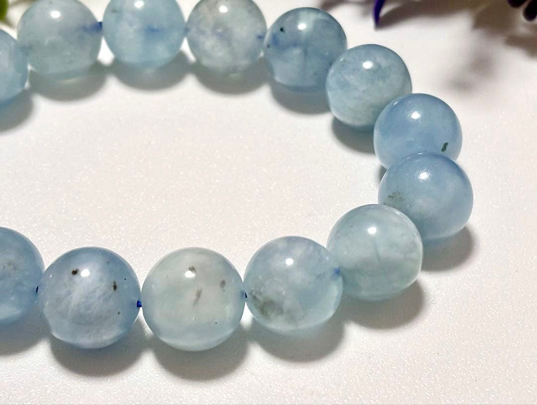 ピスタチオ　究極品質　神々が創りし青の宝石　幻のヒマラヤブルーアクアマリン