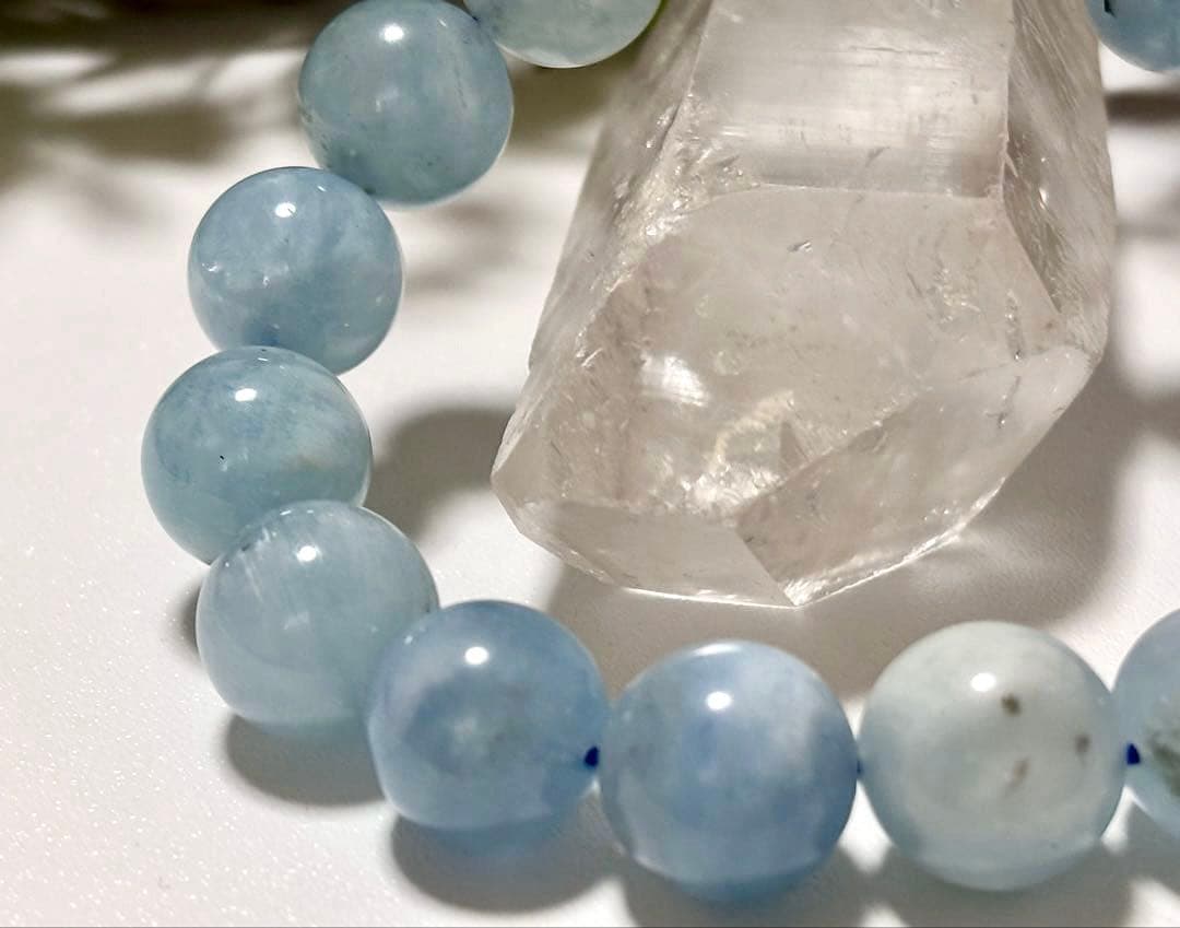 ピスタチオ　究極品質　神々が創りし青の宝石　幻のヒマラヤブルーアクアマリン