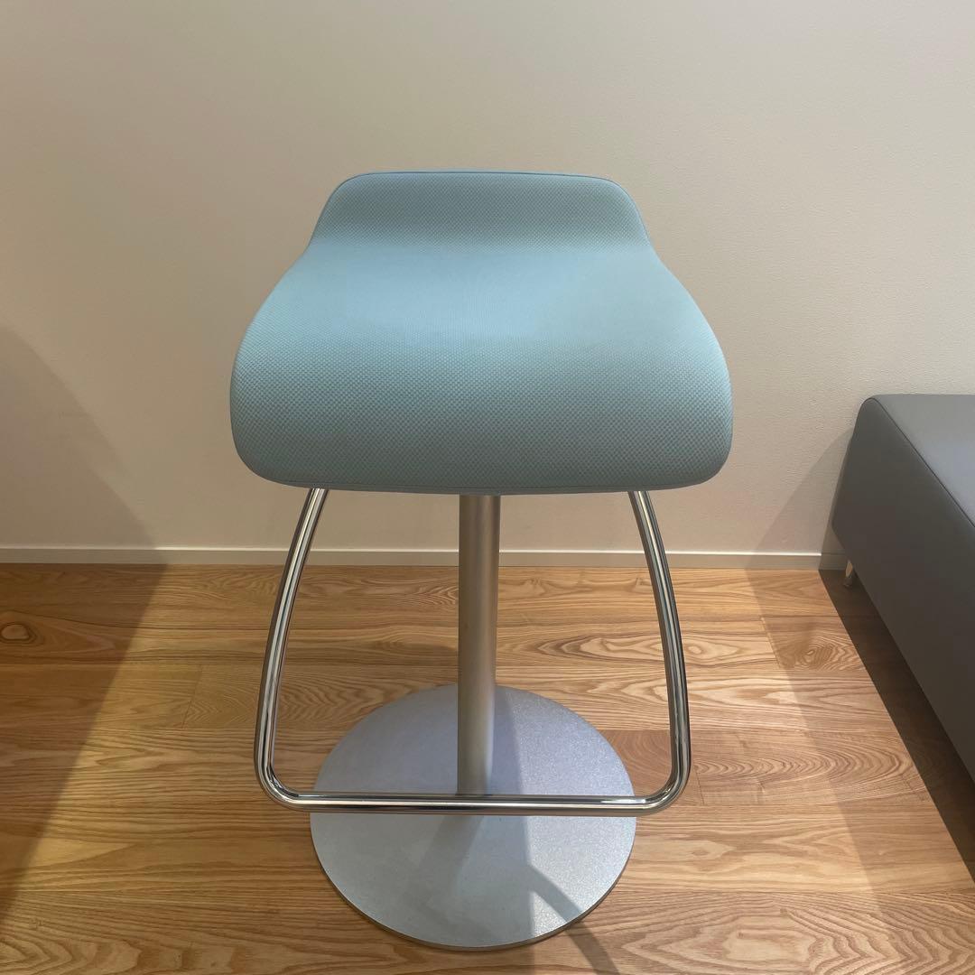 オカムラ　メルチェ　カウンターチェア　ハイチェア　セージ　水色