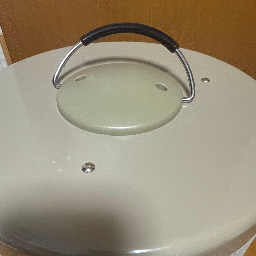 アールシーエス談話室電気ヒーター 1000 23年度製