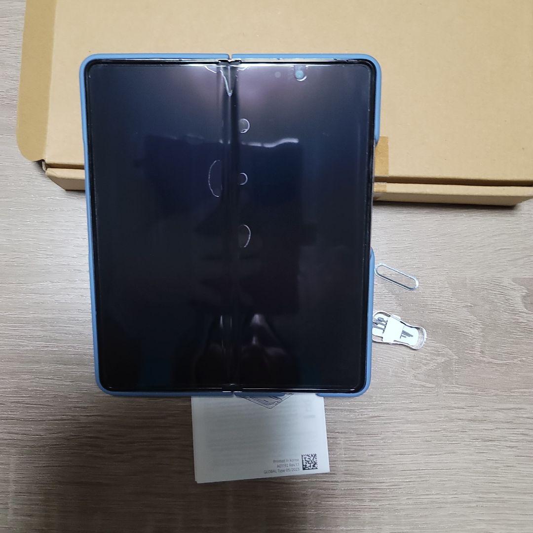 中古　Galaxy　fold　5　256GB docomo仕様