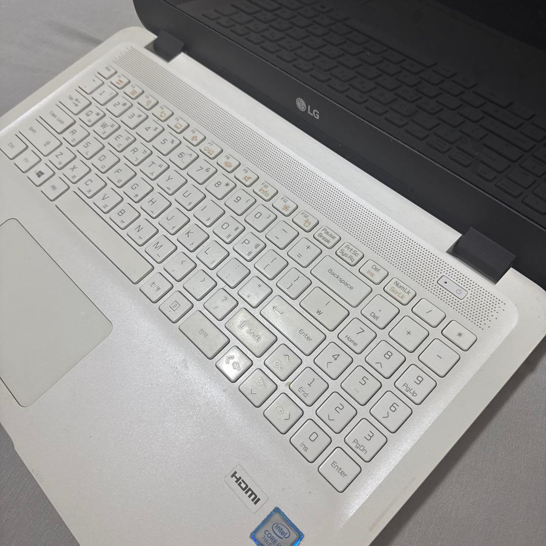 LG ホワイトノートPC HDMI端子付き