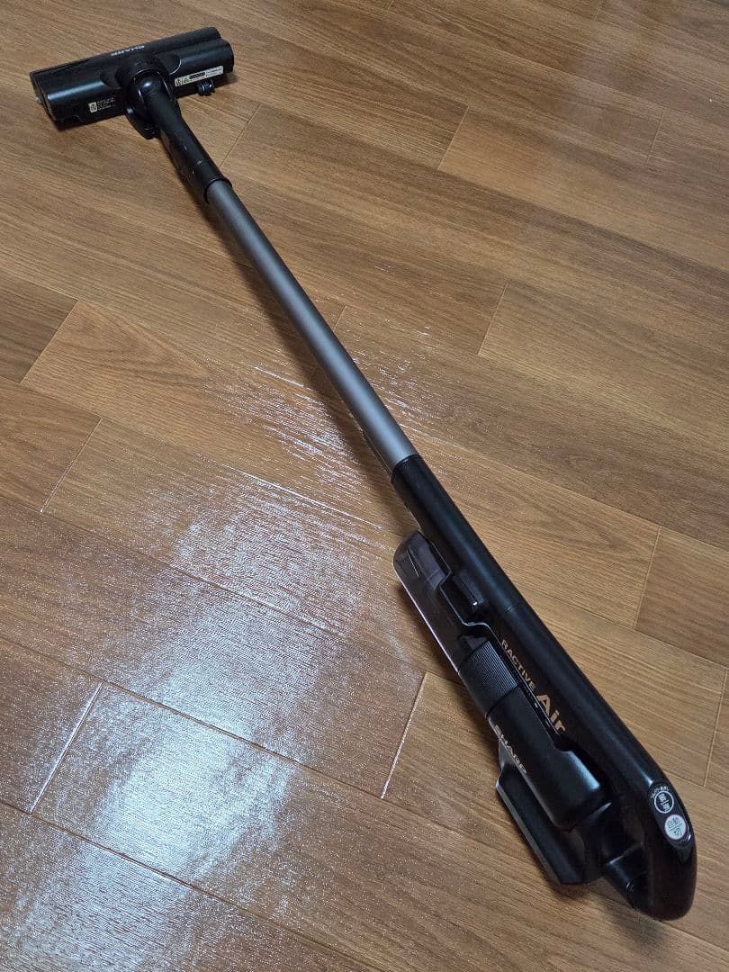 SHARP コードレスサイクロン掃除機 EC-FR7-B RACTIVE Air