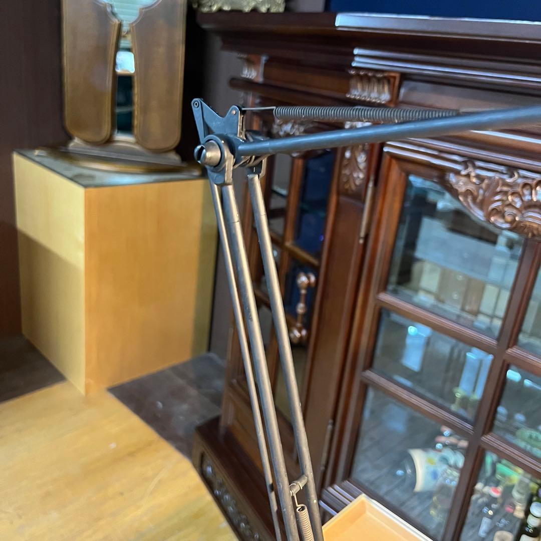 LUCEPLAN（ルーチェプラン）ベレニーチェ　デスクライト　一箇所ヒビあり