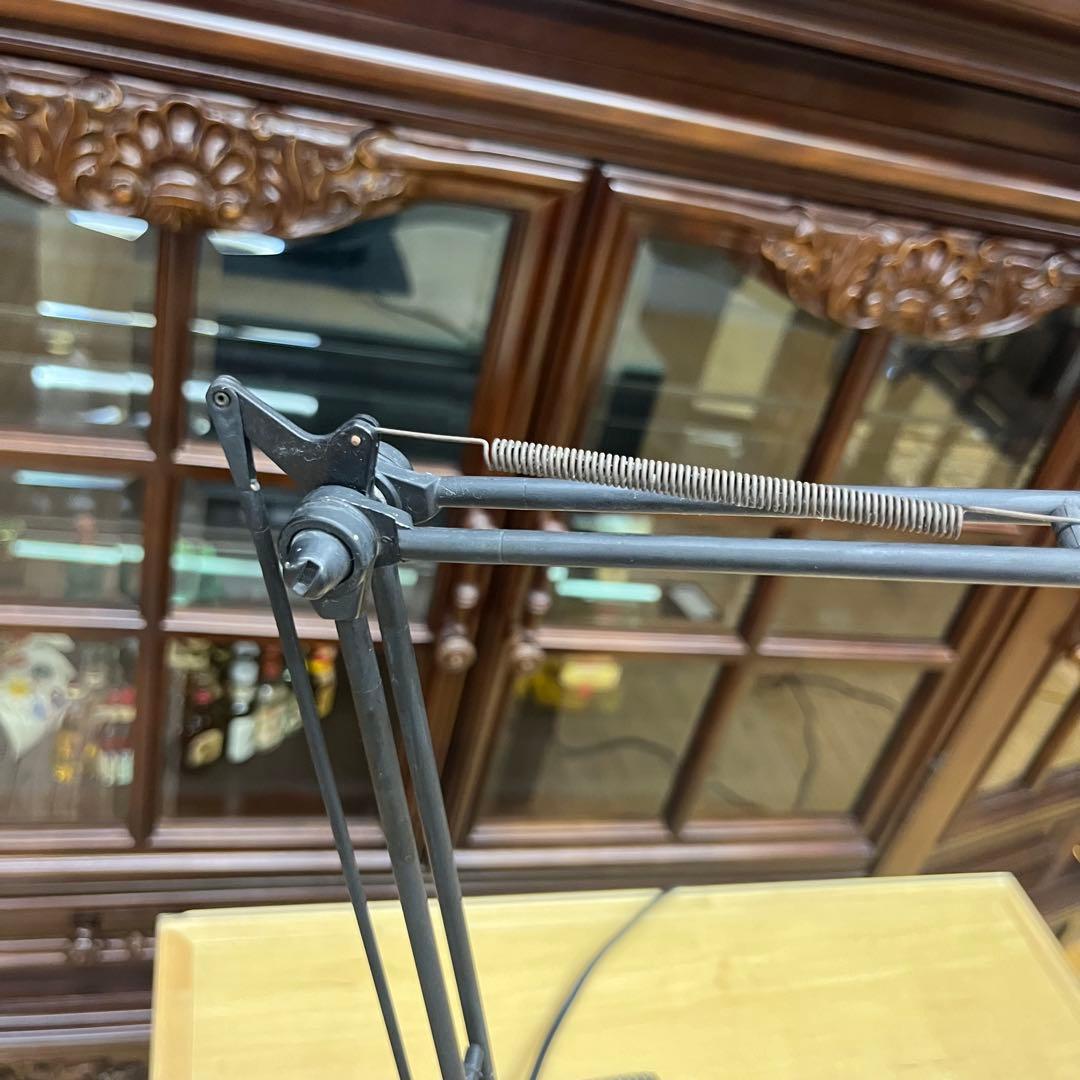 LUCEPLAN（ルーチェプラン）ベレニーチェ　デスクライト　一箇所ヒビあり