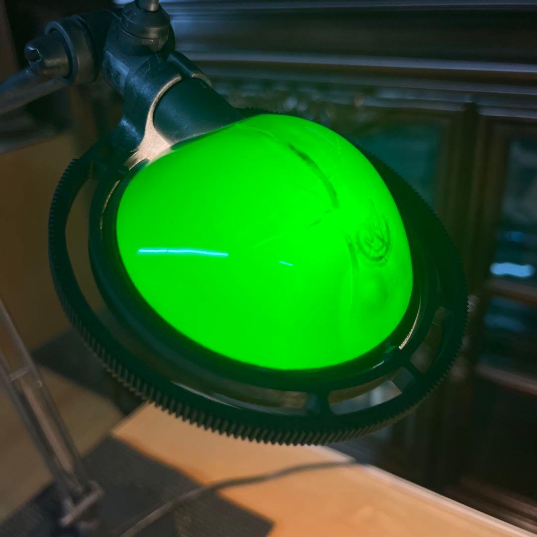 LUCEPLAN（ルーチェプラン）ベレニーチェ　デスクライト　一箇所ヒビあり