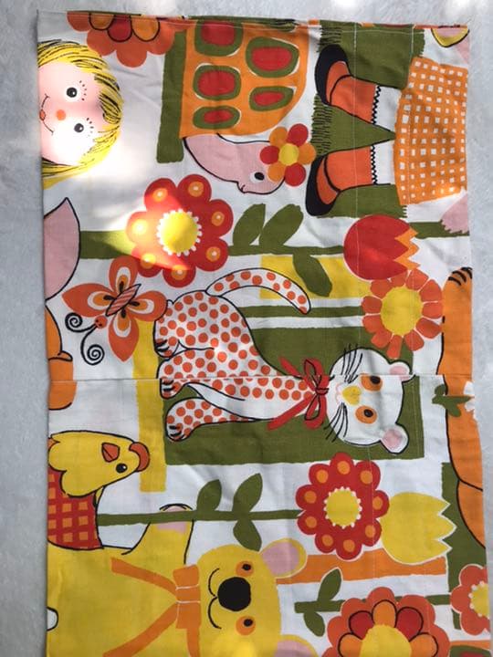 女の子 動物 花柄 アメリカンヴィンテージ カーテン 布