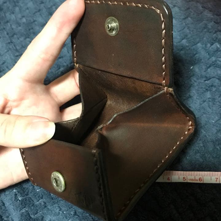 悪魔の小銭入れ　レザーカービング